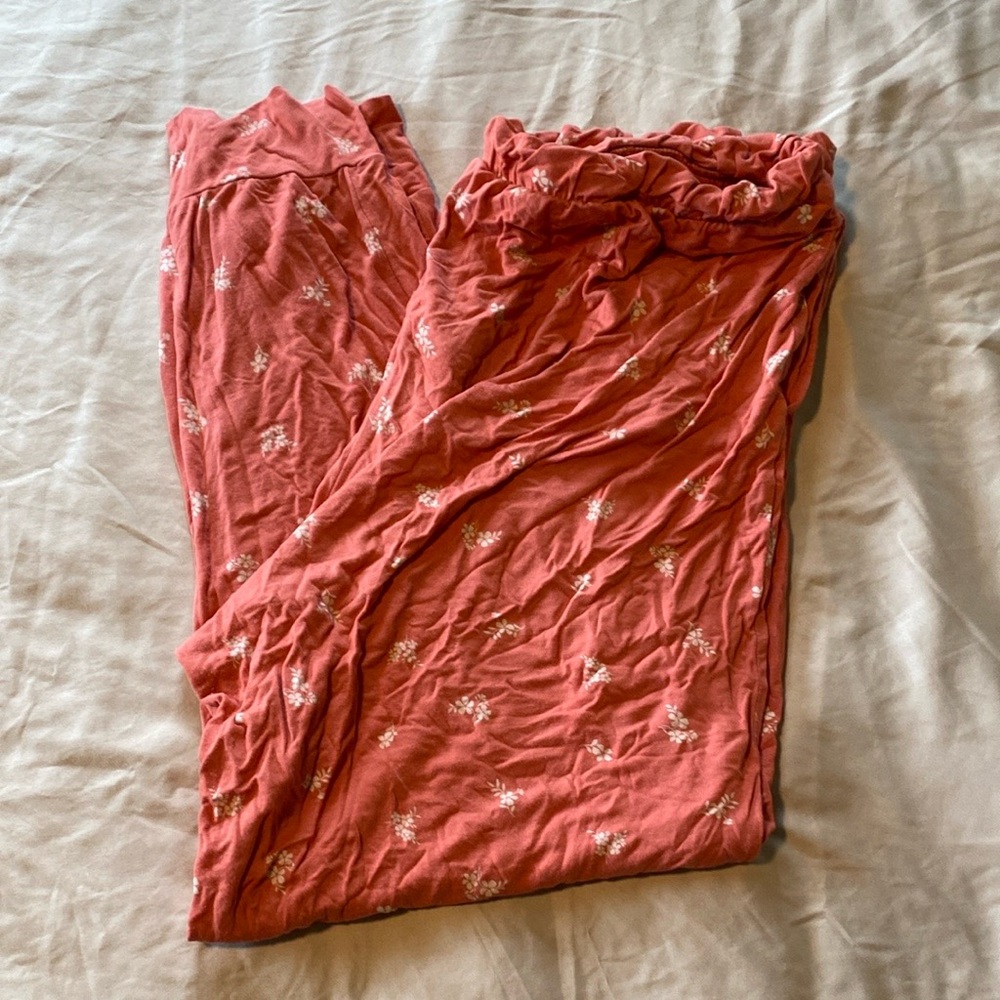 Old Navy Pink Floral Pajama Pants